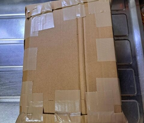 【画像】メルカリでこんな感じの包装で送られてきたらどう思う？