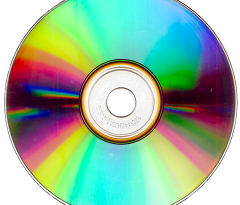 【画像】昔の人はコレで音楽聞いていたってマジ？